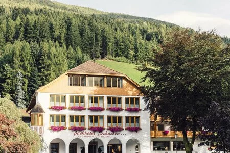 Book a stay in Ahrntal - an enquiry for Parkhotel